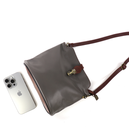 Vera Pelle Leather Crossbody Bag